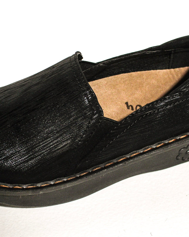 Cutieful Savvy Black Tuxedo Nursing Clogs Beyond Medwear Apparel