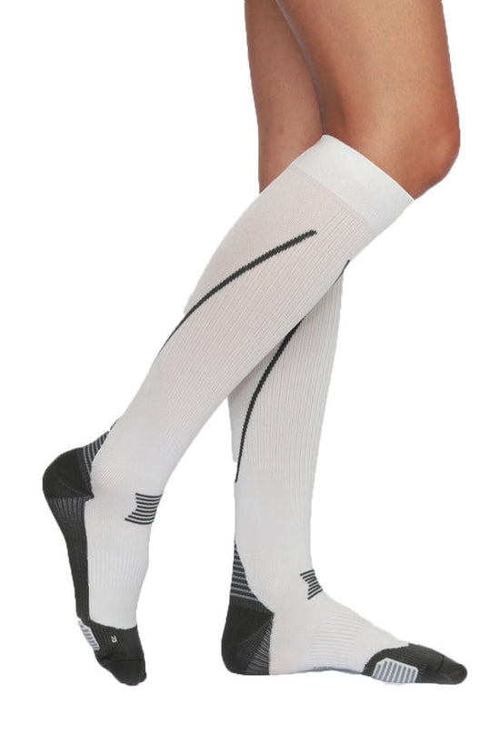 Your feet will stay warm and healthy while receiving fantastic support with our compression socks. 
Features:
Thermal sole for aeration
Increases blood circulation
Extra soft
Anti-Shrink cuff
Highly elastic instep
Hand-Linked flat-seam toe